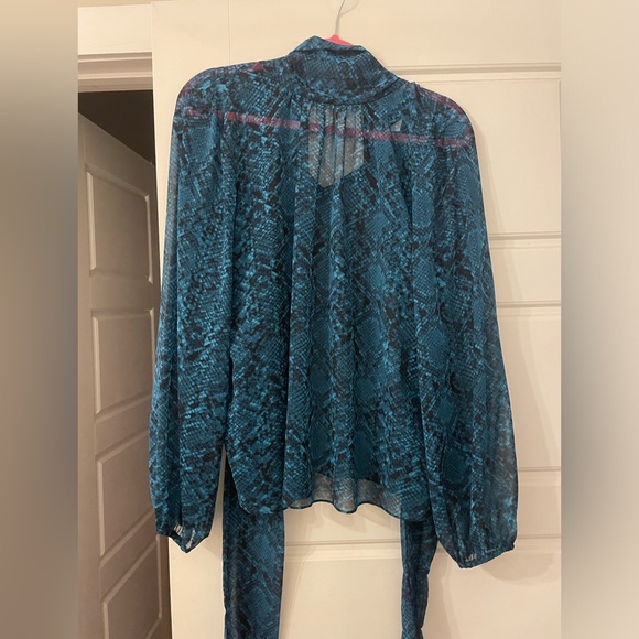 MISA LA Blouse - Picture 1 of 3